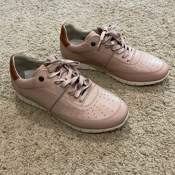 Barbour Blush Pink Leather Sneakers UK6 USA8 NEW IN THE BOX - Picture 3 of 8